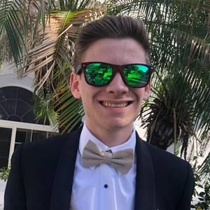 Meet your Posher, Evan